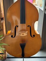 heller, grosser 3/4 Kontrabass mit Volumen