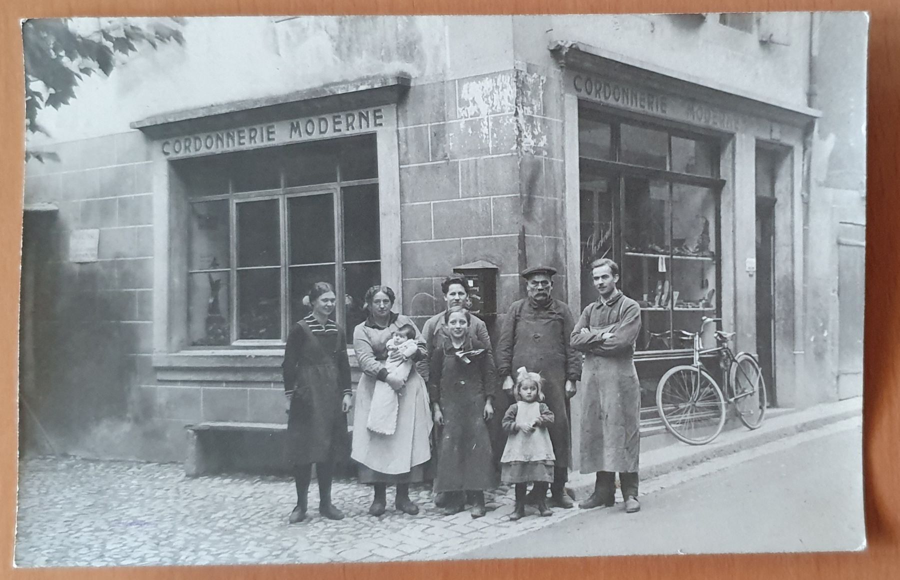 Foto & Immagini: Cully - Cordonnerie 1922 – Usato da Kreuzlingen venduto da Rschweiz1
