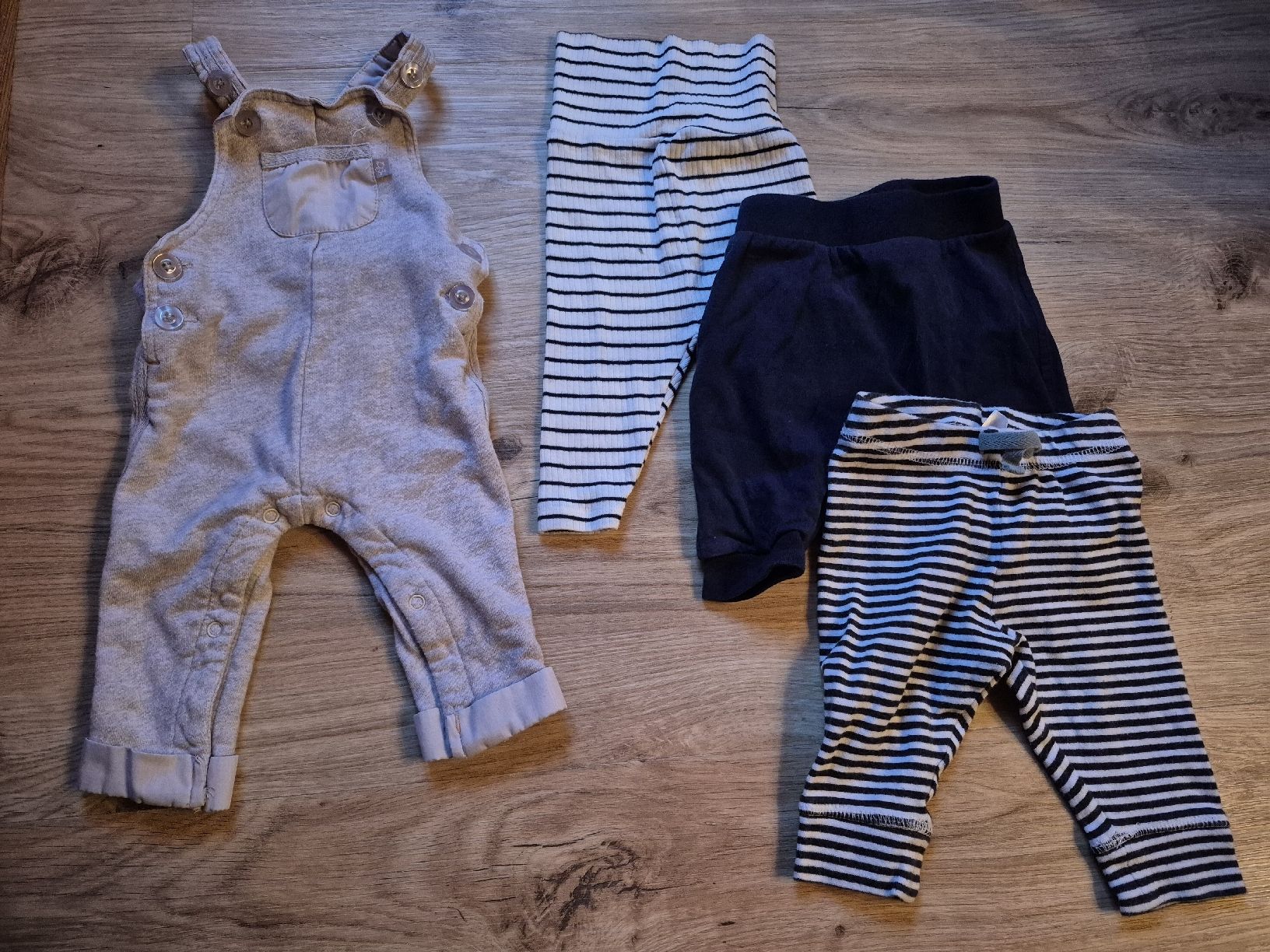 Ensembles coordonnés: Babykleiderpaket Grösse 62 junge oder neutral – D'occasion à Walenstadt par Ani23 3