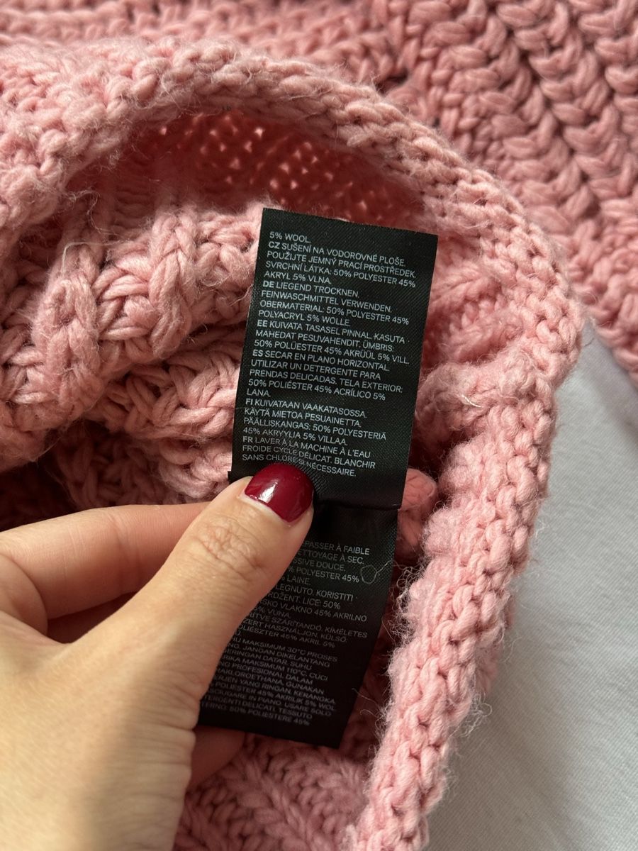 H&M Pulls & Sweat-shirts: Pullover H&M Rosa Gr. XS oversized cropped – D'occasion à Kreuzlingen par EmineColak 4