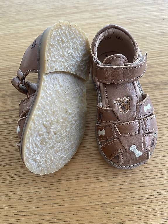 Schuhe für Jungen: PETIT NORD Sandalen Leder Gr. 21 – Gebraucht aus Schindellegi von Erna_B. 1