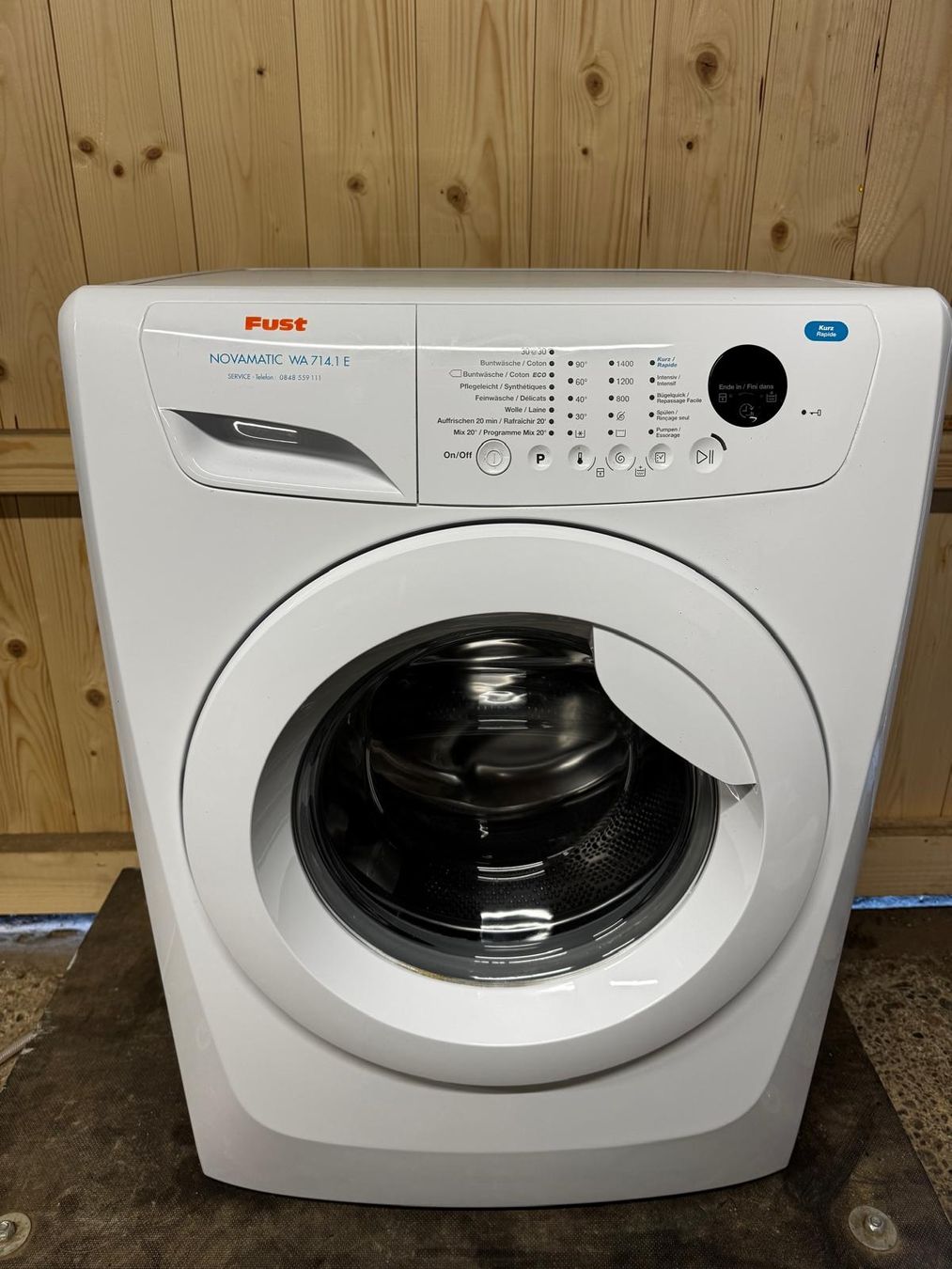 Fust Lavatrici: Novamatic Waschmaschine WA 714.1 E – Usato da Niederuzwil venduto da peter.