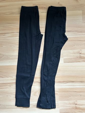 2 schwarze Unterziehhosen H&M Grösse 134/140 Baumwolle
