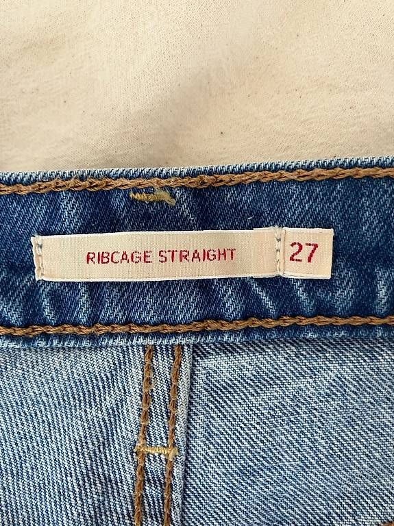 Jeans: Levis Ribcage Straight W27 L32 – Usato da Bern venduto da ani_k8vn 2
