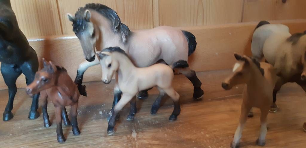 Schleich Giocattoli: Warmblüter Schleich – Usato da Rütihof venduto da ali_9tbw 2