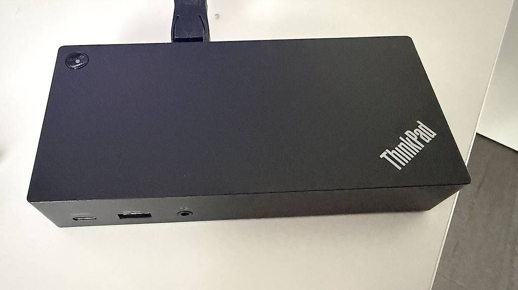 Dockingstation: Lenovo Dockingstation – Gebraucht aus Pfäffikon ZH von Ekgv
