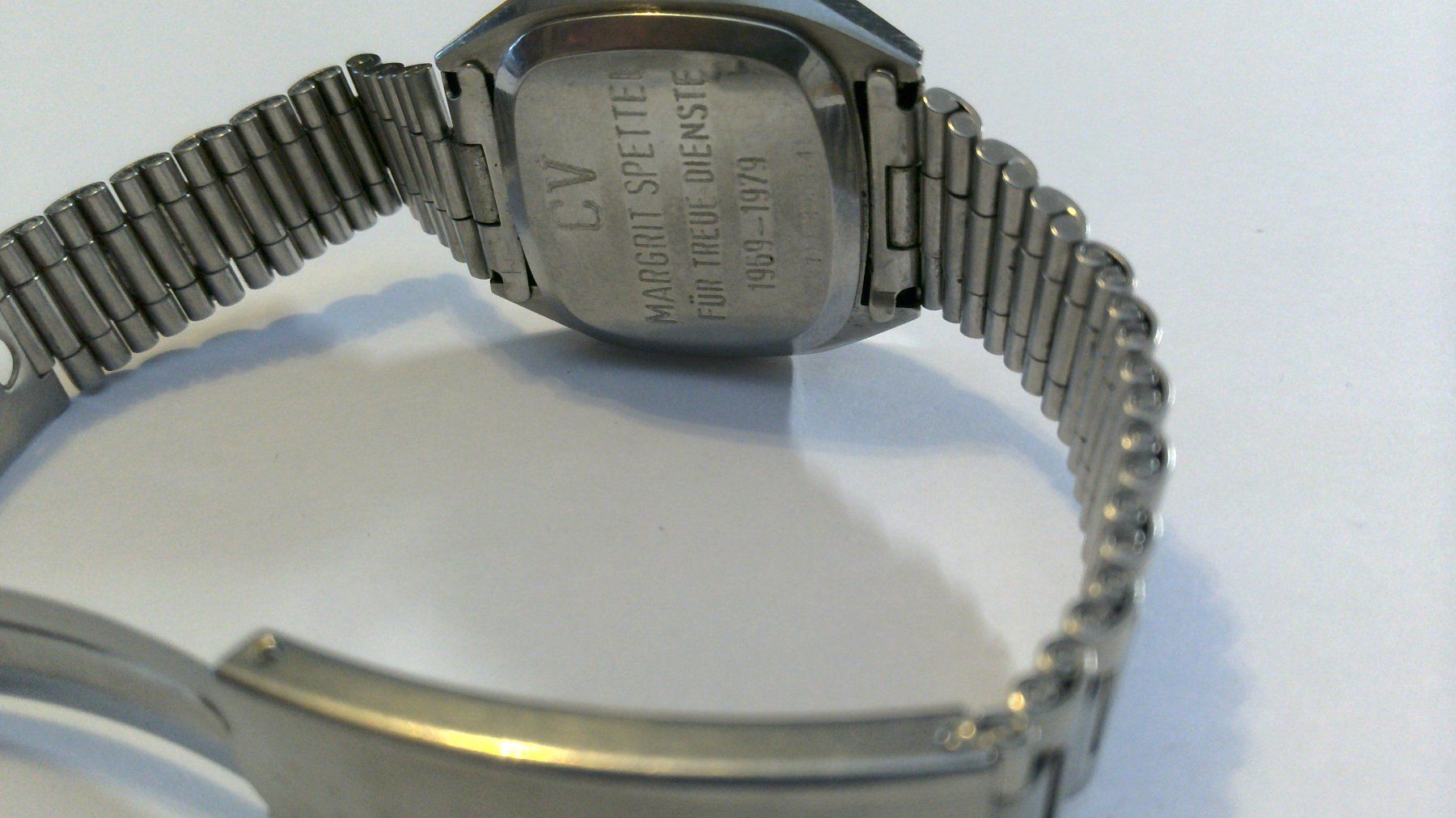 Eterna Orologi: Schöne Eterna Selection Quartz Armbanduhr, Top Zustand – Usato da Salmsach venduto da aacs65 4