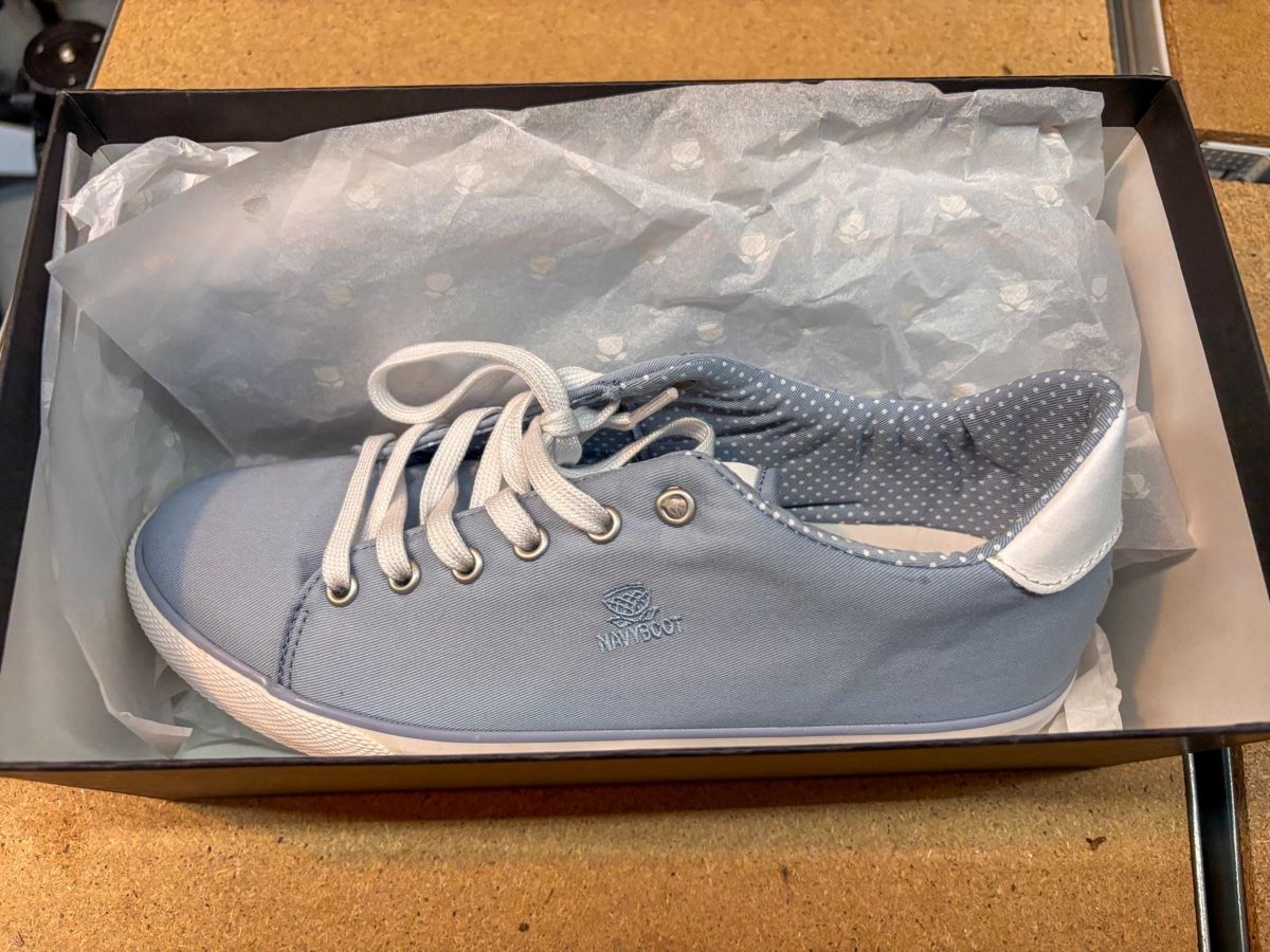 Navyboot Damenschuhe: Navyboot Sneaker Gr 38 Hellblau - Casual NEU – Neu und originalverpackt aus Hagendorn von Aurora3