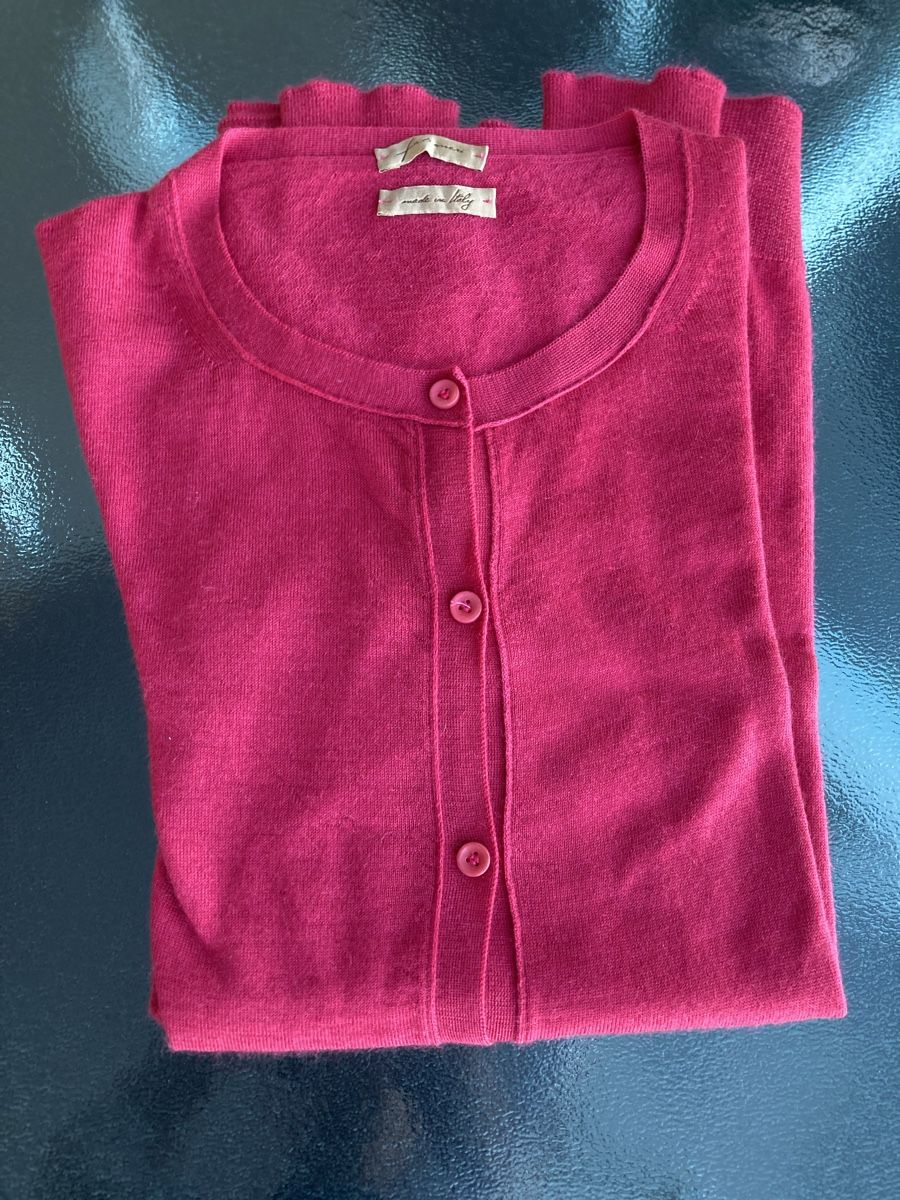Falconeri Giacche: FALCONERI Strickjacke, Himbeerfarbe, Gr. S, 100% Kaschmir – Nuovo (secondo la descrizione) da Zürich venduto da elegantissima 5