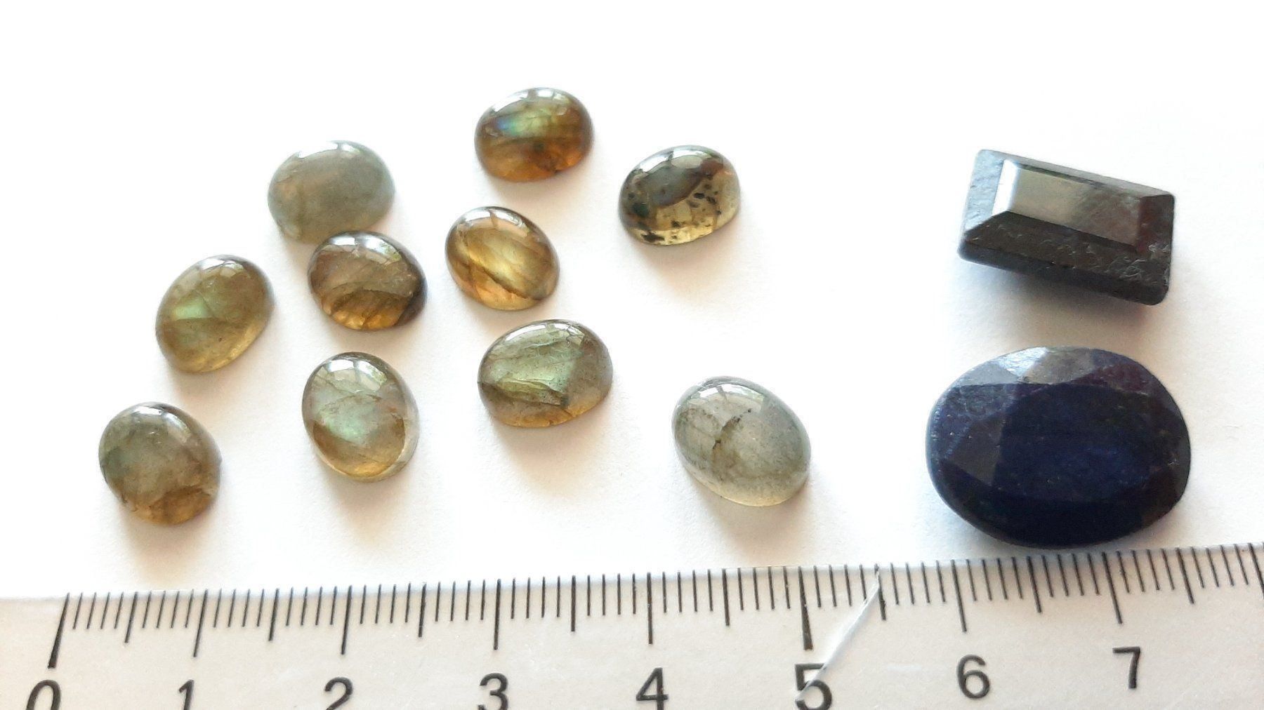 Minerali & Pietre curative: Lot de pierres labradorite et saphirs – Usato da Pully venduto da bro_n52j 5