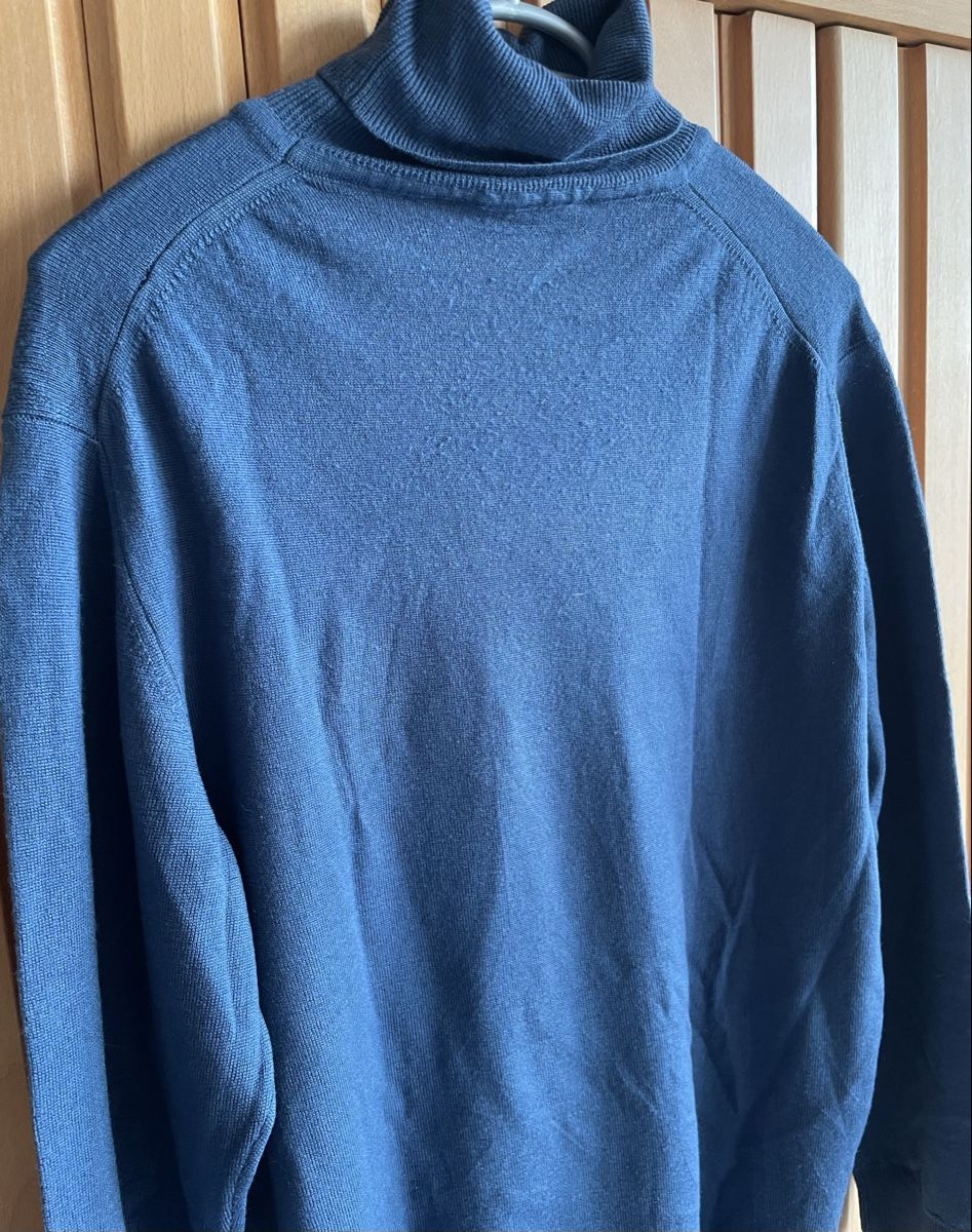Pullover & Sweatshirts: Pull à col roulé bleu - Made in Italy, 100% laine – Gebraucht aus Onnens VD von Slyce 2