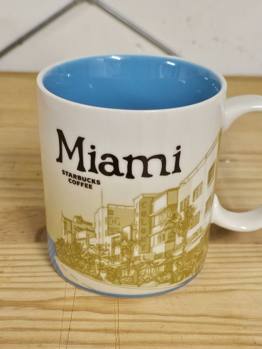 Starbucks Tassen: Starbucks Tassen Maiemi Global Icon – Gebraucht aus Rüti GL von 4oops