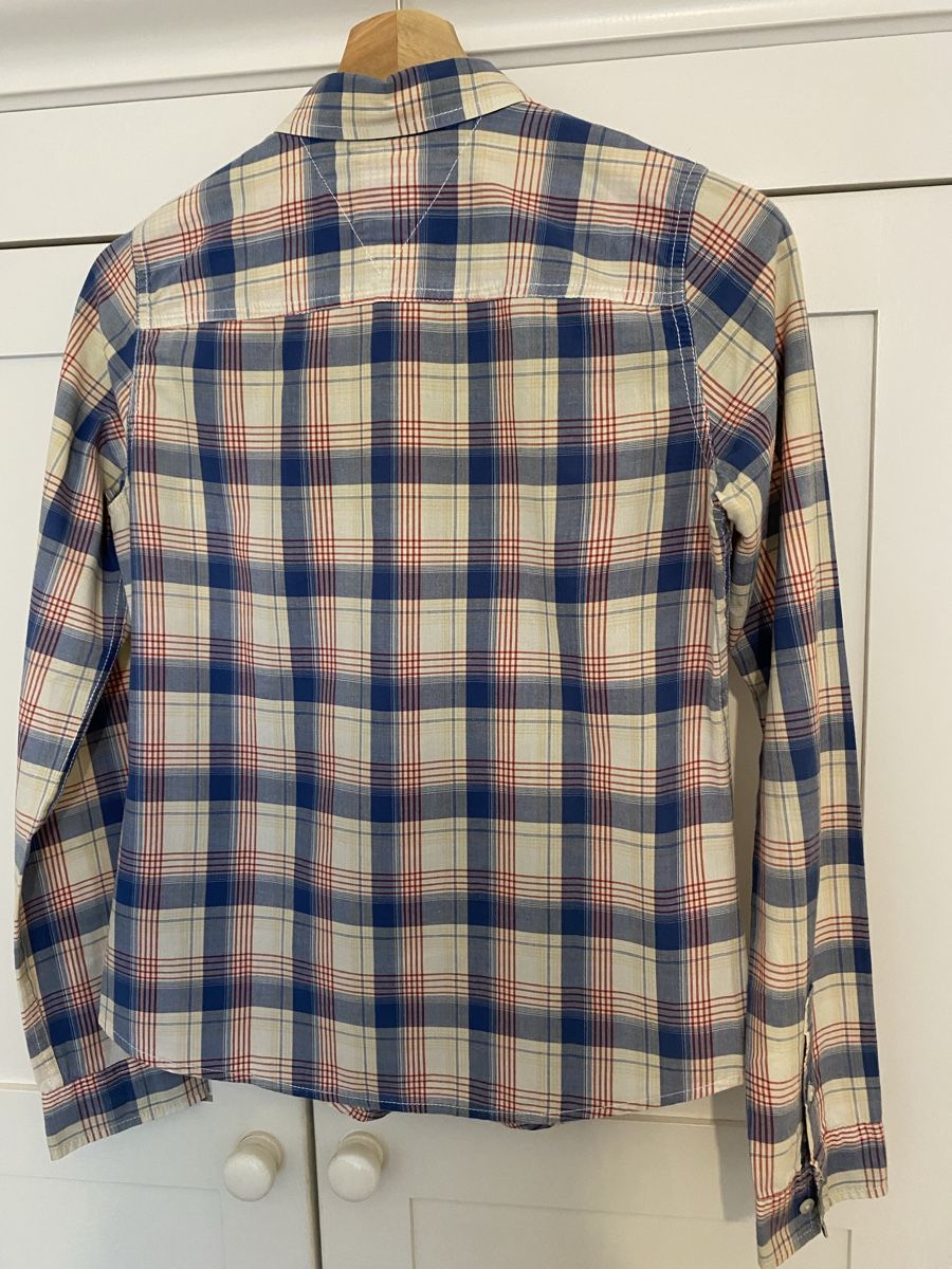 Tommy Hilfiger Blusen: Hilfiger Denim Damenhemd – Neu (gemäss Beschreibung) aus Aesch BL von Gamazoru 1