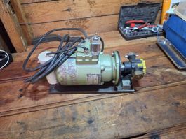 Elektropumpe mit Motor auf Grundplatte gebraucht