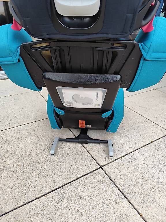 Kiddy Sièges auto: Kiddy Cruiserfix 3 – D'occasion à Crans VD par nww_m9wc 2