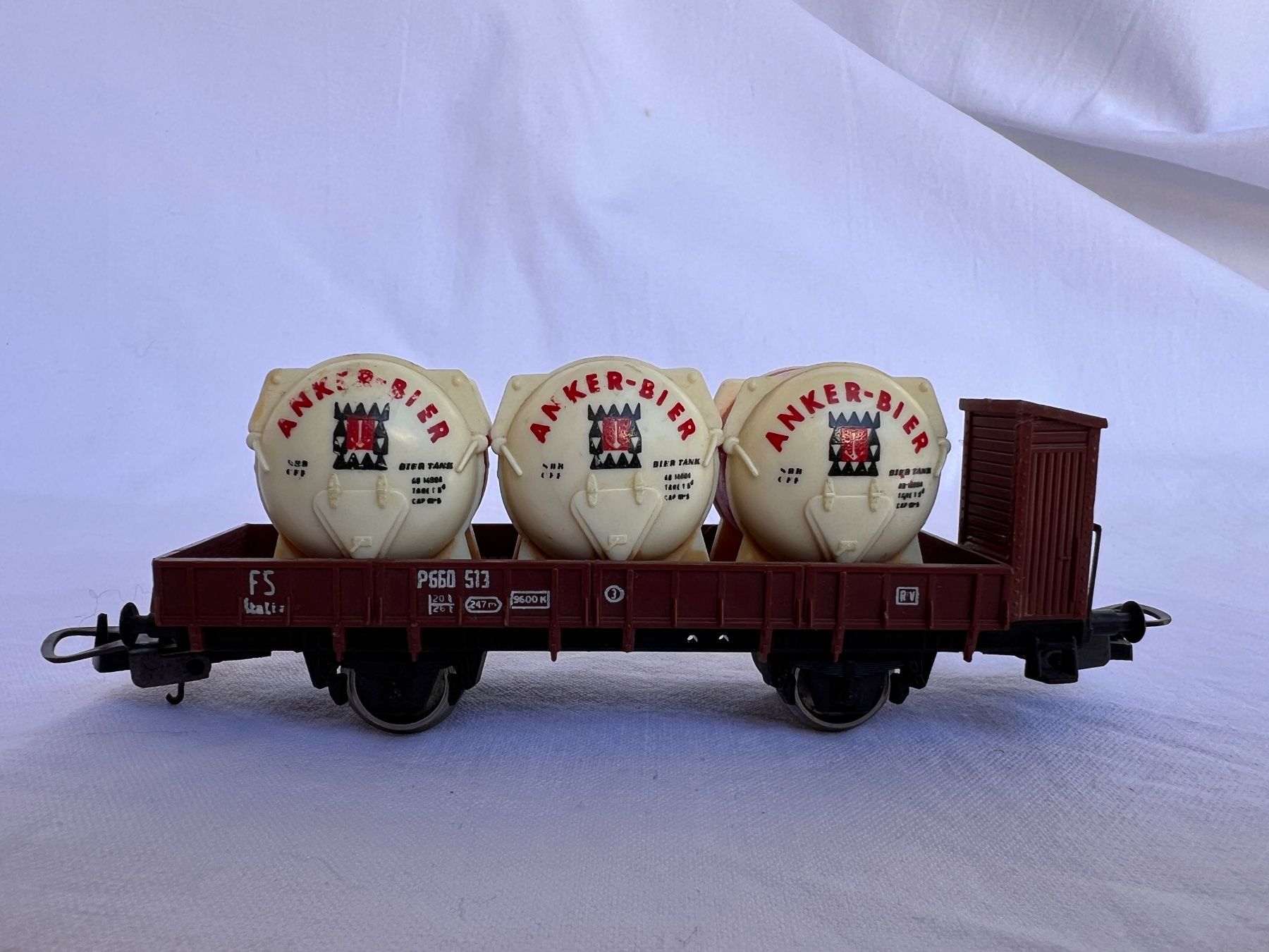 Modellini di ferrovie: Güterwagen Anker Bier – Usato da Männedorf venduto da Franzflo