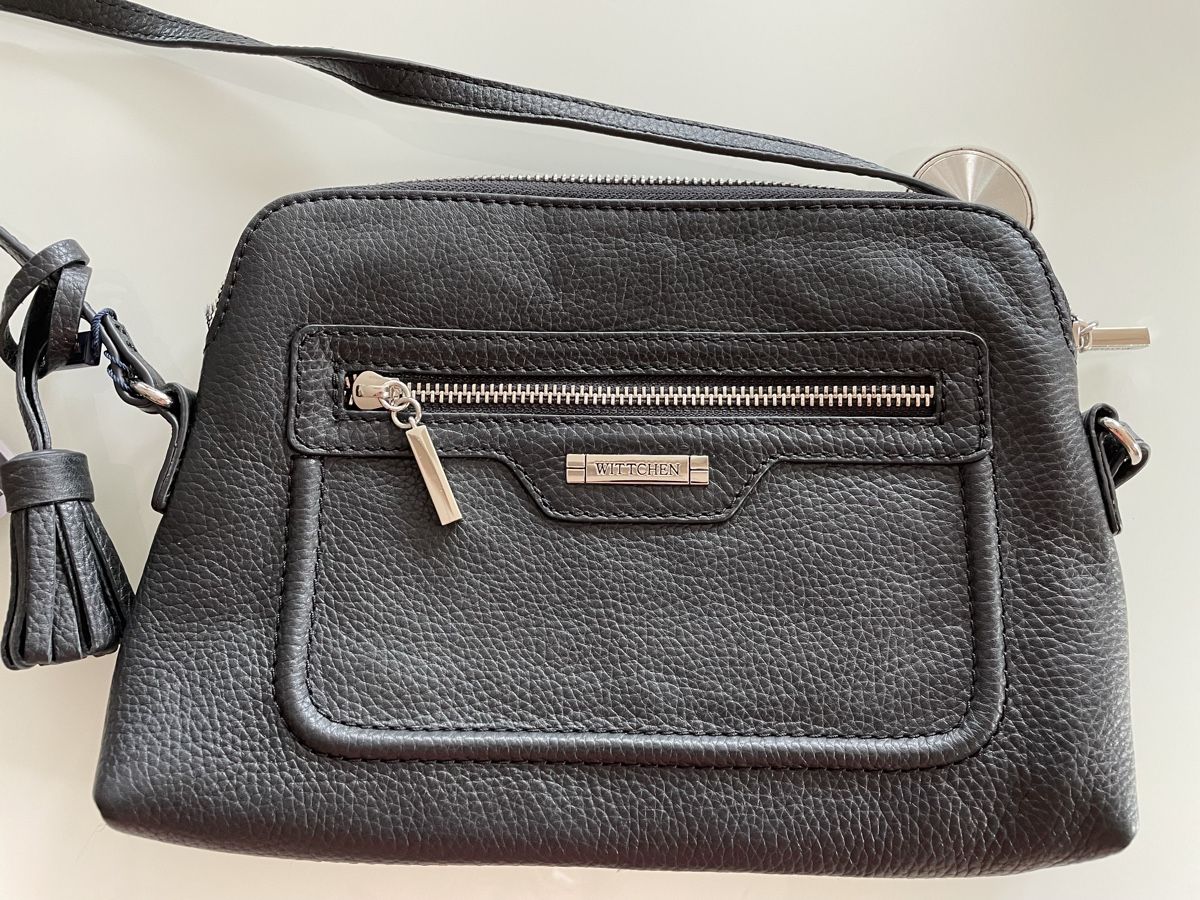 Taschen: Schwarze Ledertasche, Wittchen 26 x 19 cm – Neu und originalverpackt aus Ebikon von elischka 1