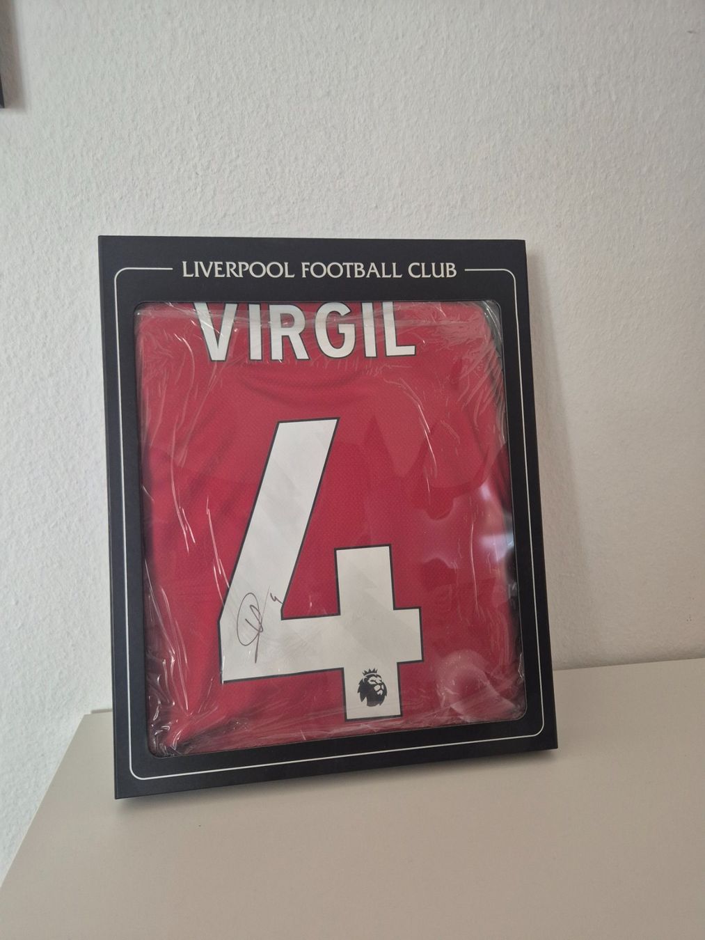 Liverpool Fc Canottiere & Pantaloni: Virgil Van Dijk Signiertes Trikot! – Nuovo e nell'imballaggio originale da Neuenhof venduto da Alex5432.
