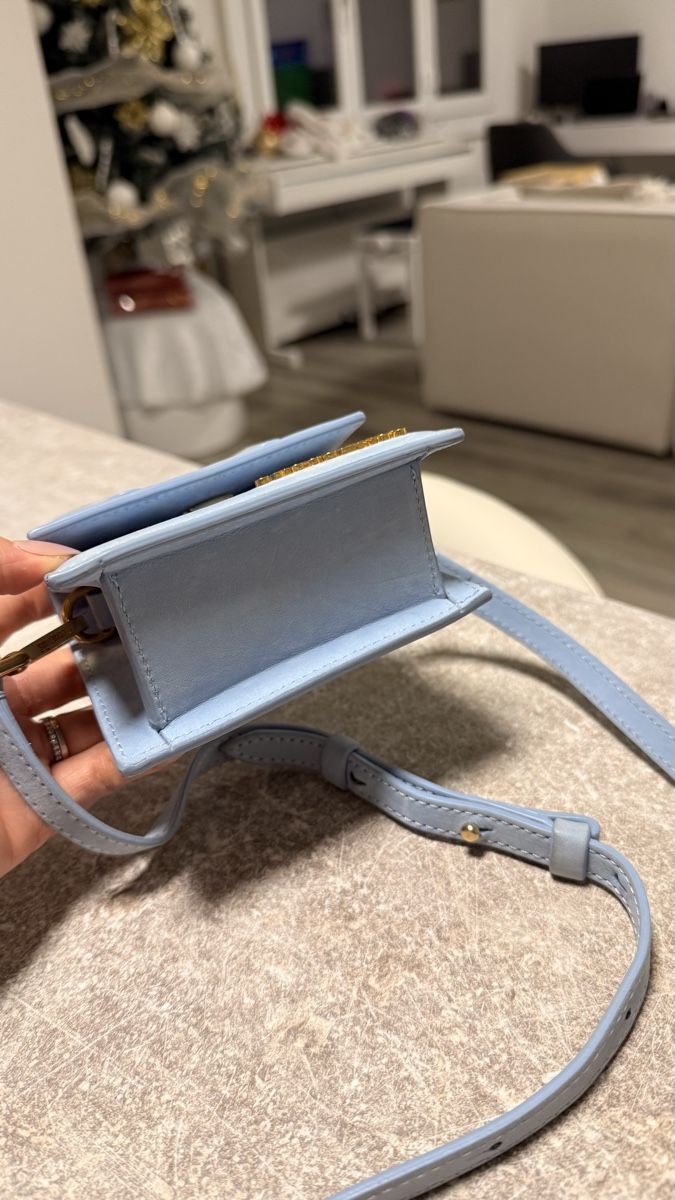 Jacquemus Borse da donna: Originale Jacquemus Le Chiquito Mini sac bleu – Usato da Pully venduto da Switzerland2020 1