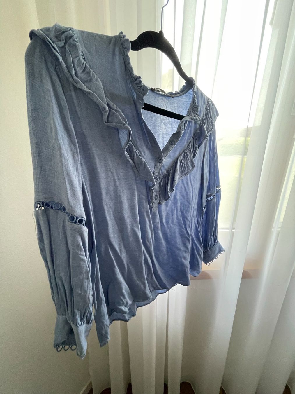 Zara Camicette: Zara hellblaue Bluse Gr XS Langarm – Usato da Bassersdorf venduto da Sandy456 3