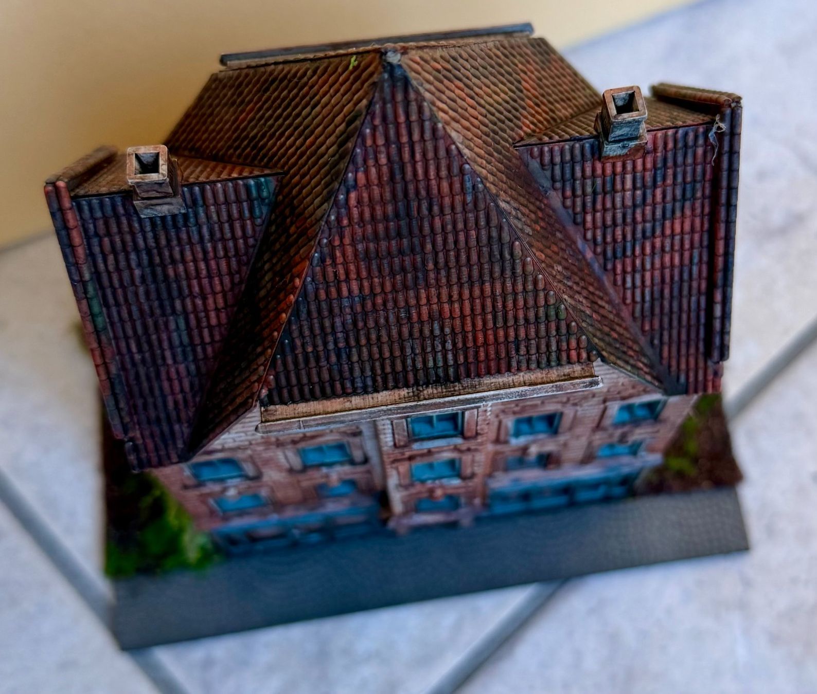 Modellini di ferrovie: Stadthaus von Heljan B-465 - Spur HO! – Usato da Steffisburg venduto da Calceolaria 4