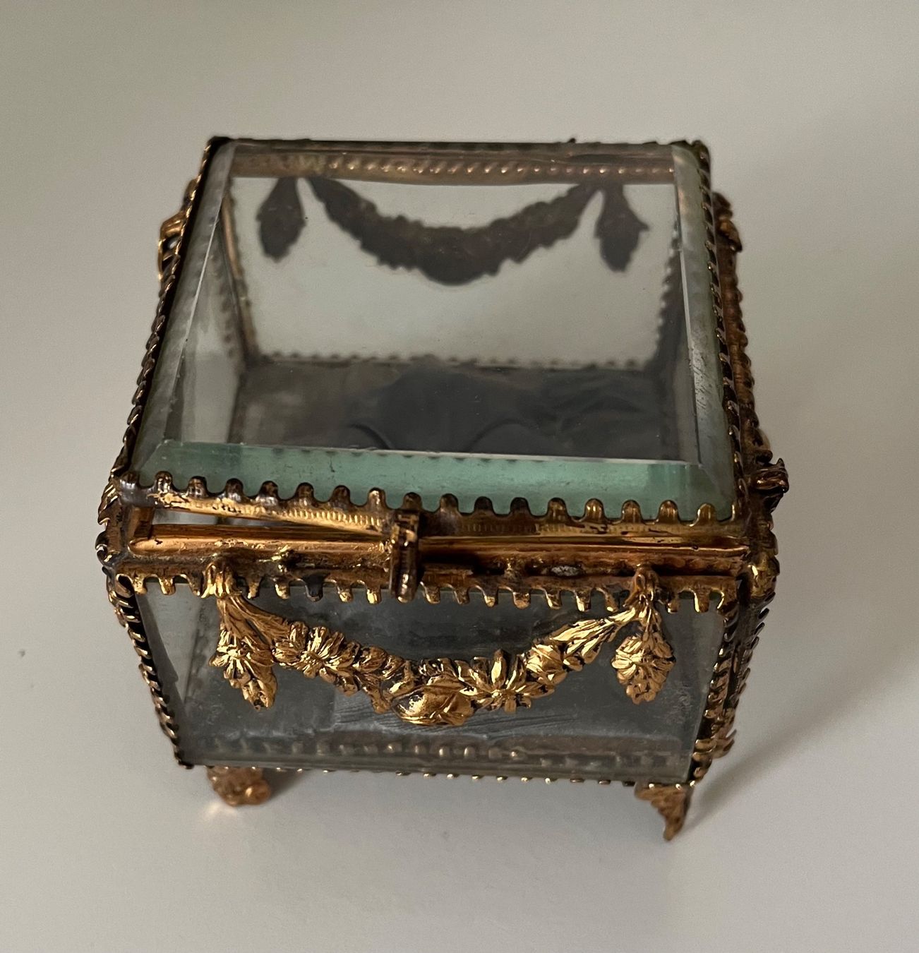 Barattoli: Schmuckbox, vitrine, antik, schatulle – Usato da Kirchleerau venduto da Piroska05 2
