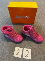 Chaussures couleur fuchsia neuve