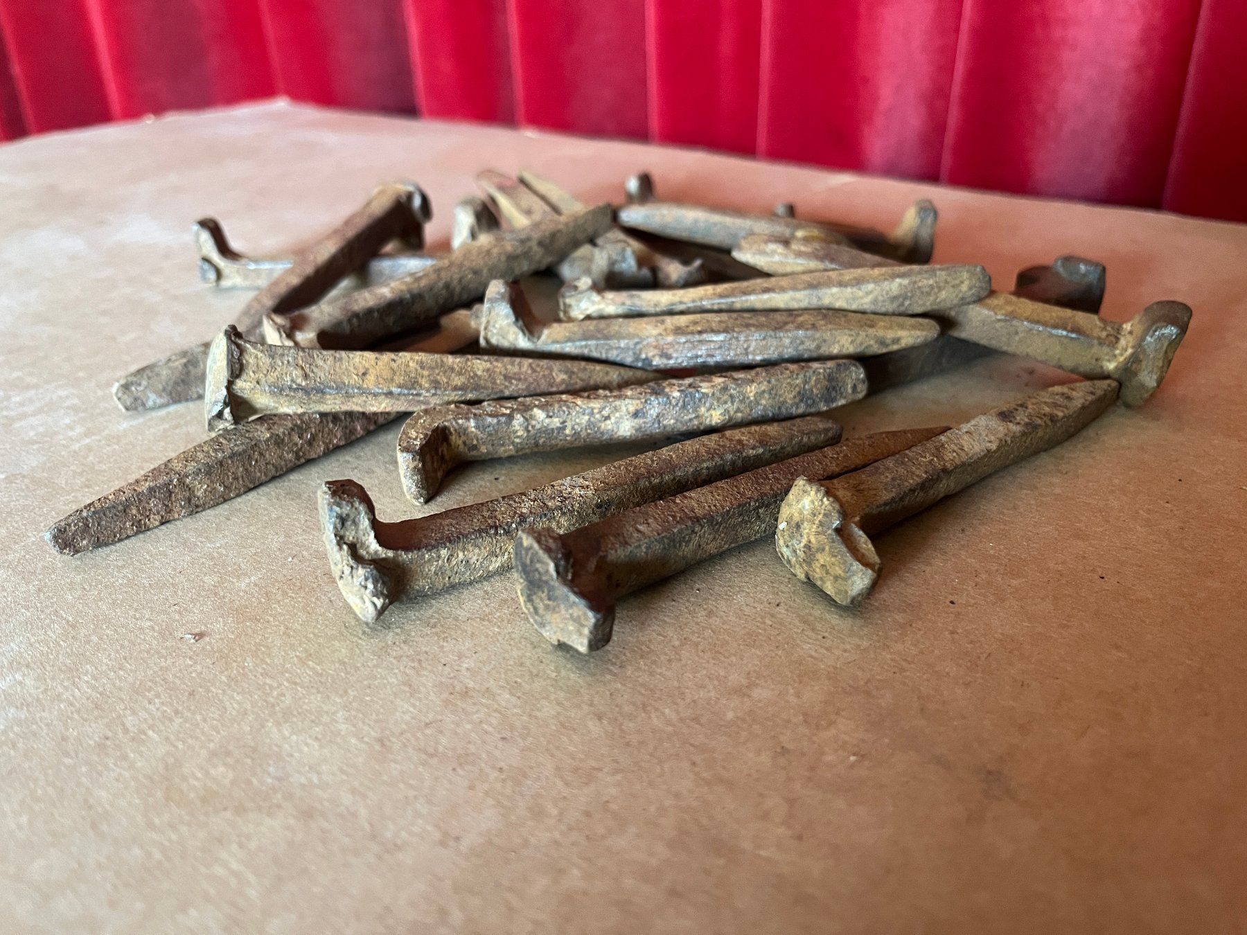 Tous les outils: Nägel Eisennägel geschmiedet – D'occasion à Unterkulm par Fabulirius 1