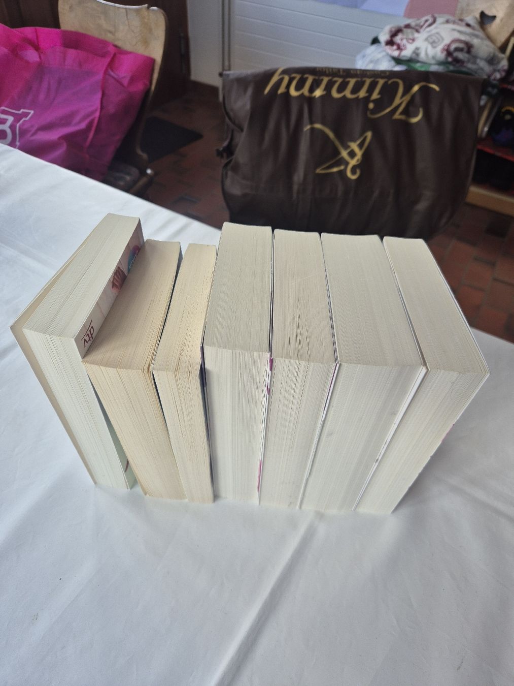Bücher: 7x Colleen Hoover Bücher  – Gebraucht aus Winkel von comeyerli 1