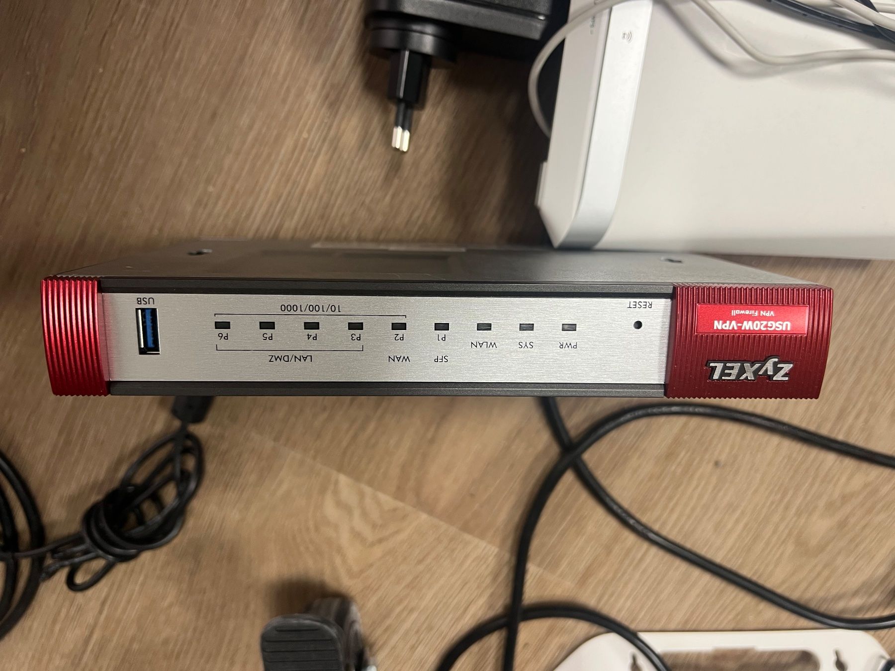 Modems & Router: ZyXEL – Gebraucht aus Wald ZH von Canix67 2