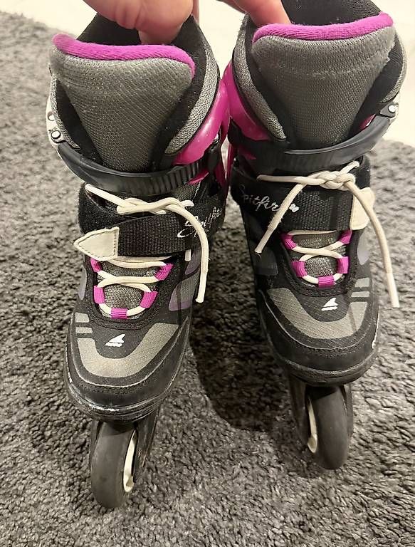 Pattini in linea & Pattini a rotelle: Kinder-Rollerblades Grösse 28-32 verstellbar – Usato da Witterswil venduto da faidel 3
