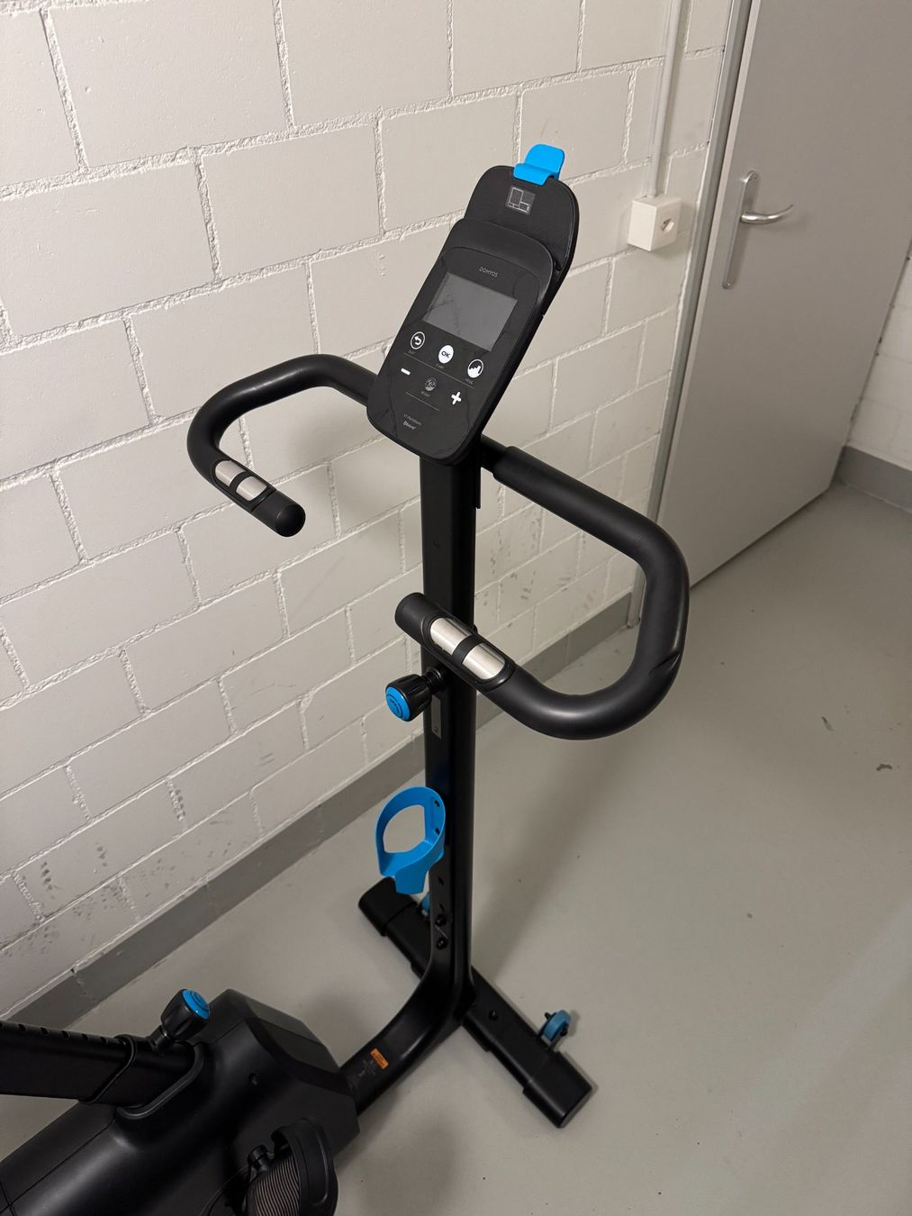 Hometrainer: Heimtrainer EB520 mit Eigenantrieb und connected – Usato da Duernten venduto da Skiffy 2