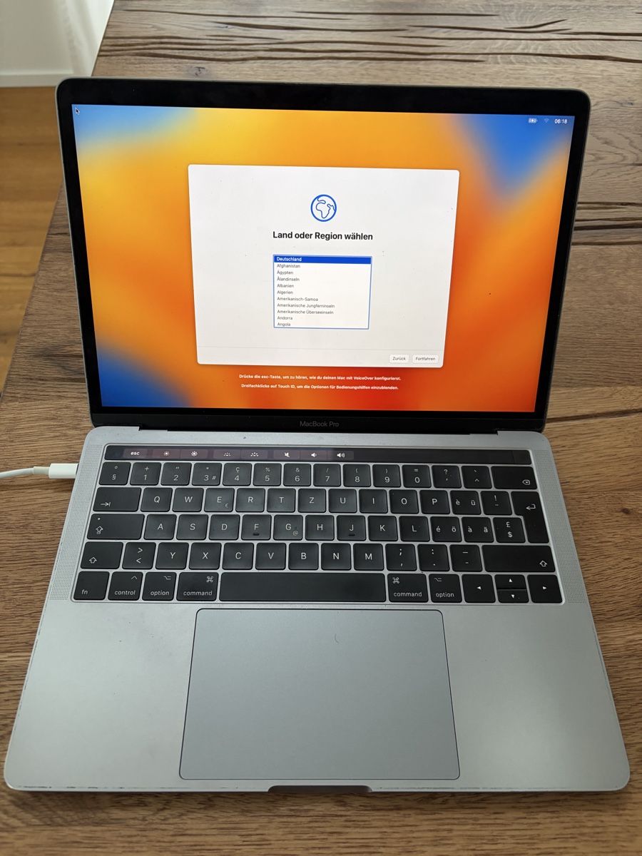Apple Notebook: Macbook Pro – Usato da Buch am Irchel venduto da ivanivan01