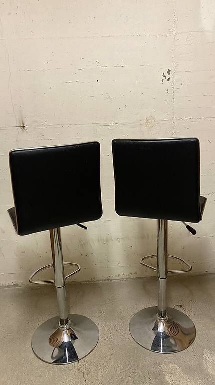 Hocker: 2 Barhocker / Barstühle – Gebraucht aus Zürich von anna.green 2