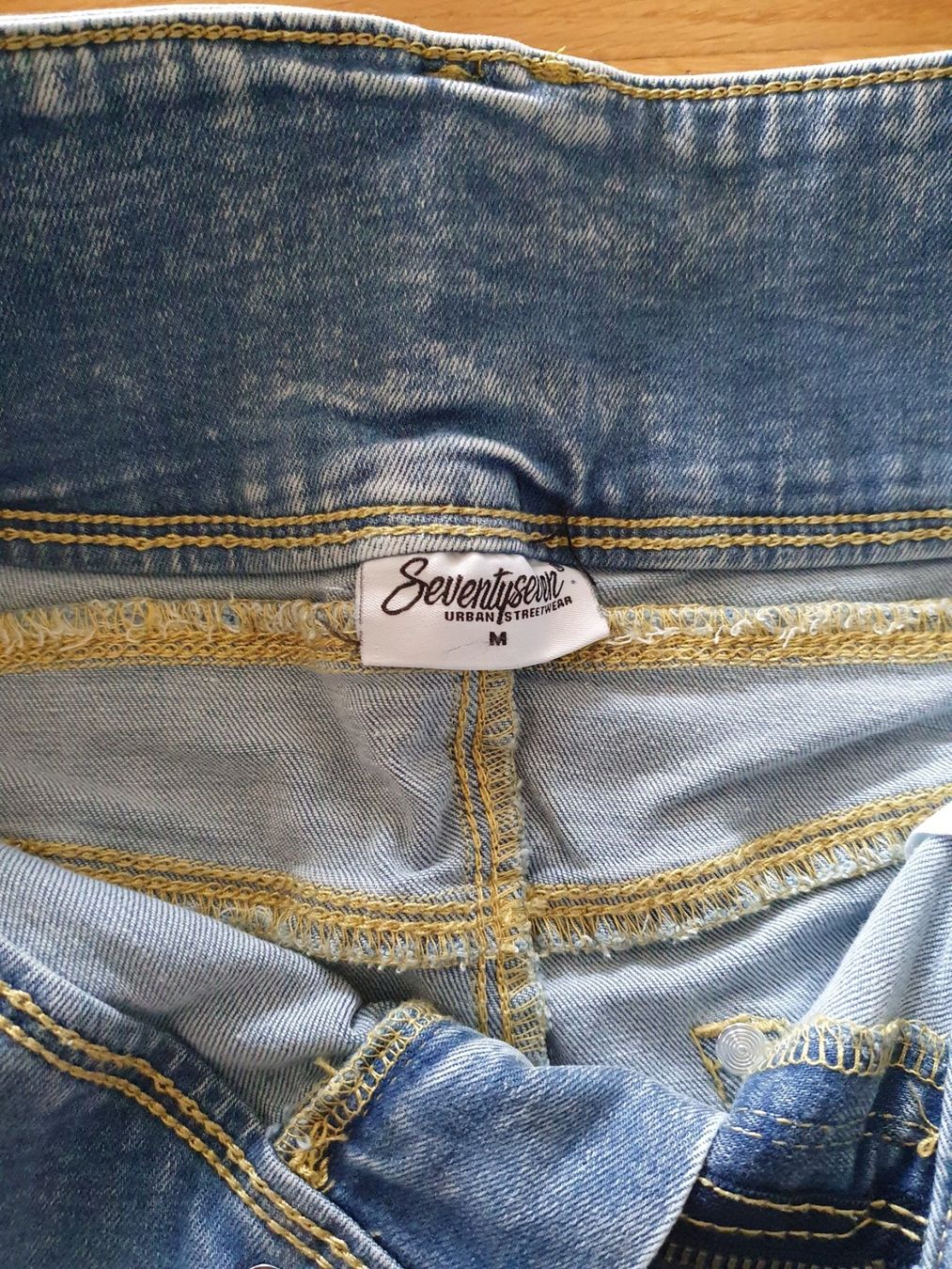 Jeans: Jeans Hose Grösse M/L – Nuovo (secondo la descrizione) da Rickenbach SO venduto da S.u.n.s.h.i.n.e.83 3