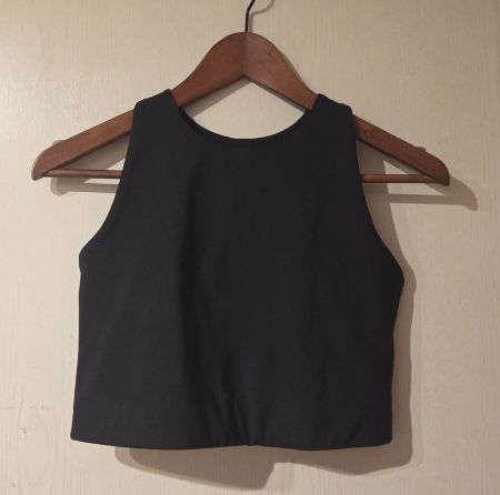 Sport-Top von Girlfriend Collective (Grösse M) - WIE NEU