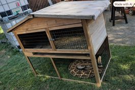 Kleintierstall aus Holz zweistöckig, wetterfest gebraucht