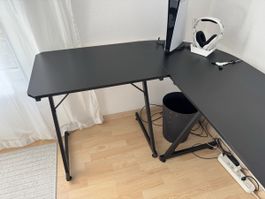 Huzaro Gaming Tisch