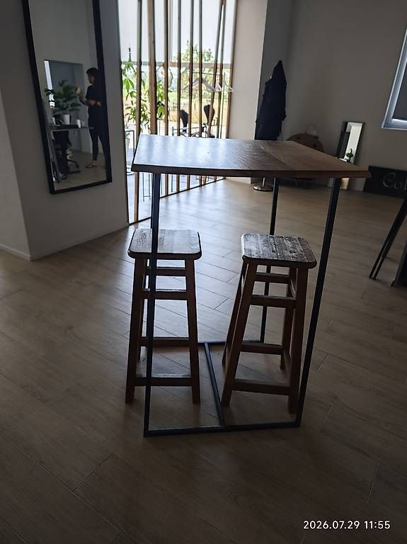 Tische: Table bar et chaises en bois – Gebraucht aus Gampelen von inf_89ps 2