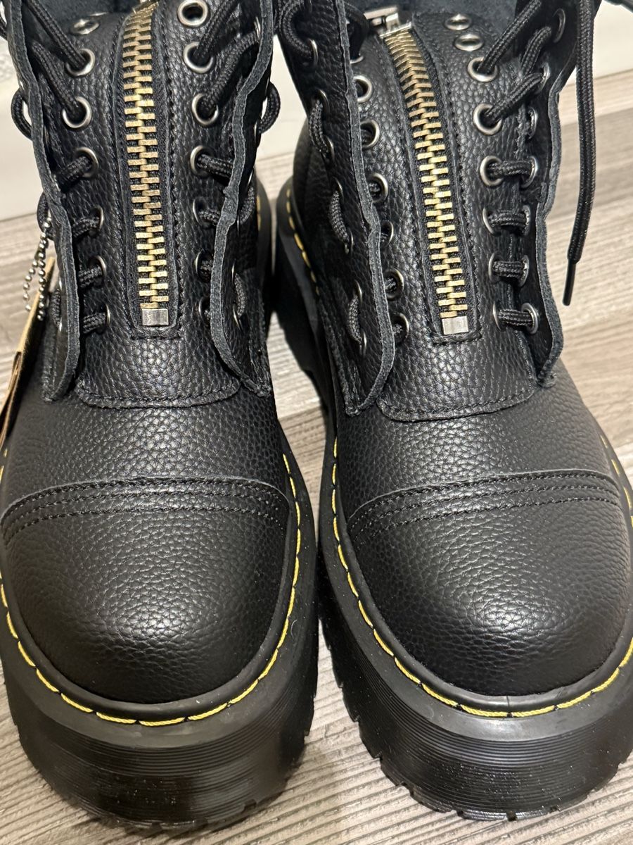 Dr. Martens Chaussures femmes: Bottes à lacets 'Sinclair' Dr. Martens – Neuf (Voir description) à Monthey par Joseph-29 4