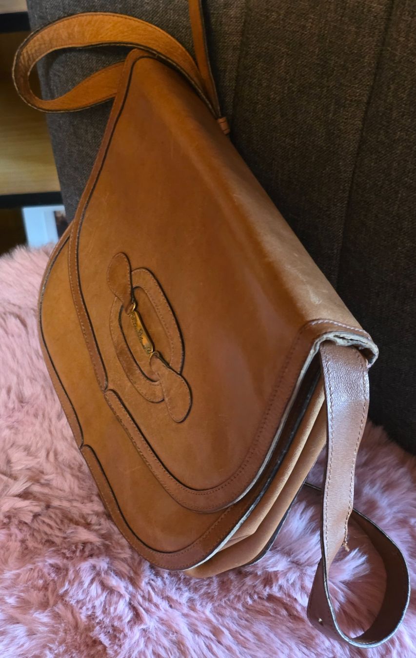 Vera Pelle Taschen: Bag en Cuir Aigner Vintage – Gebraucht aus Rohrbach von lod_m58r 4