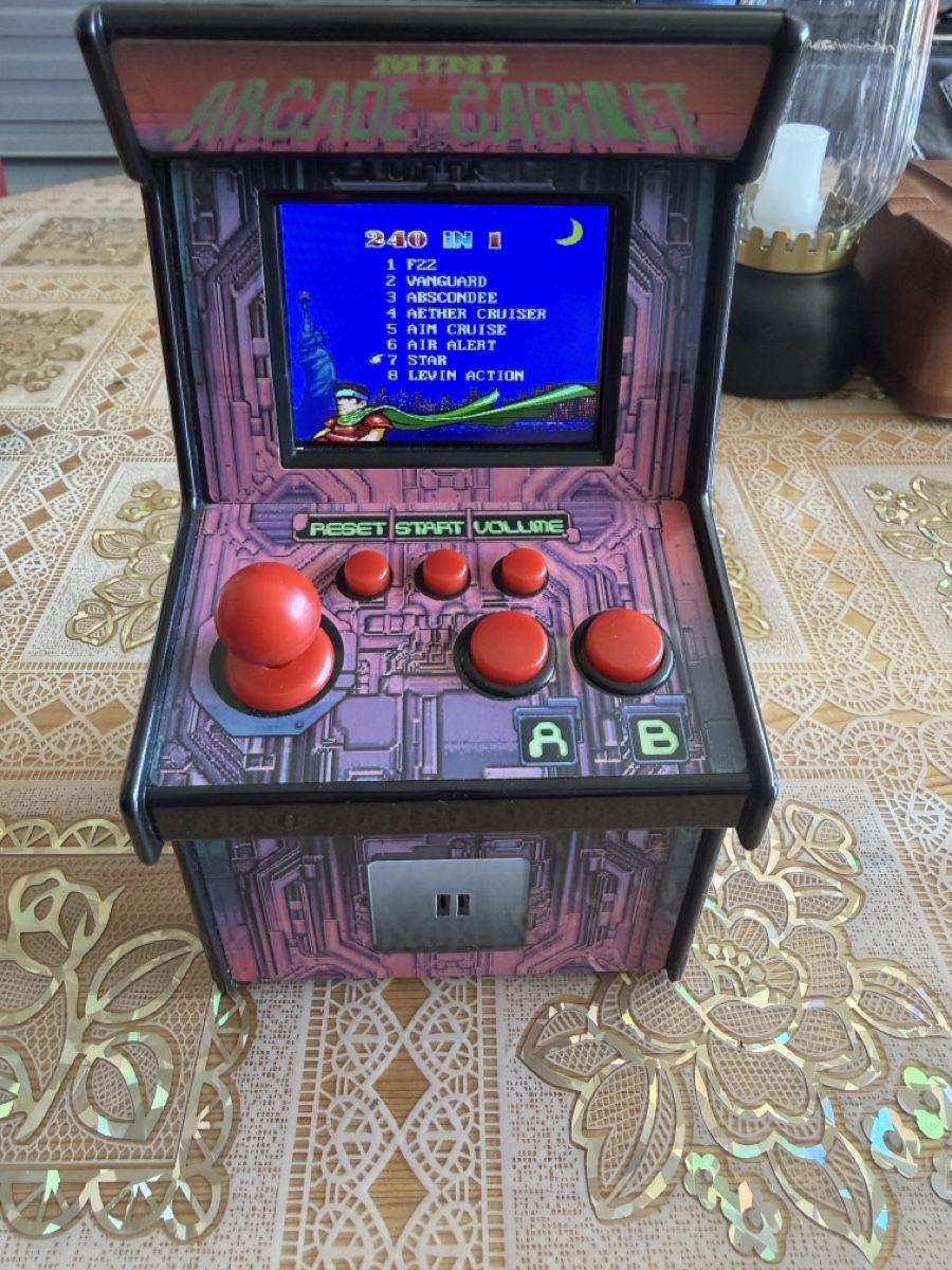 Giochi: Mini Arcade Cabinet Spiele – Usato da Schlieren venduto da Kamacho 1
