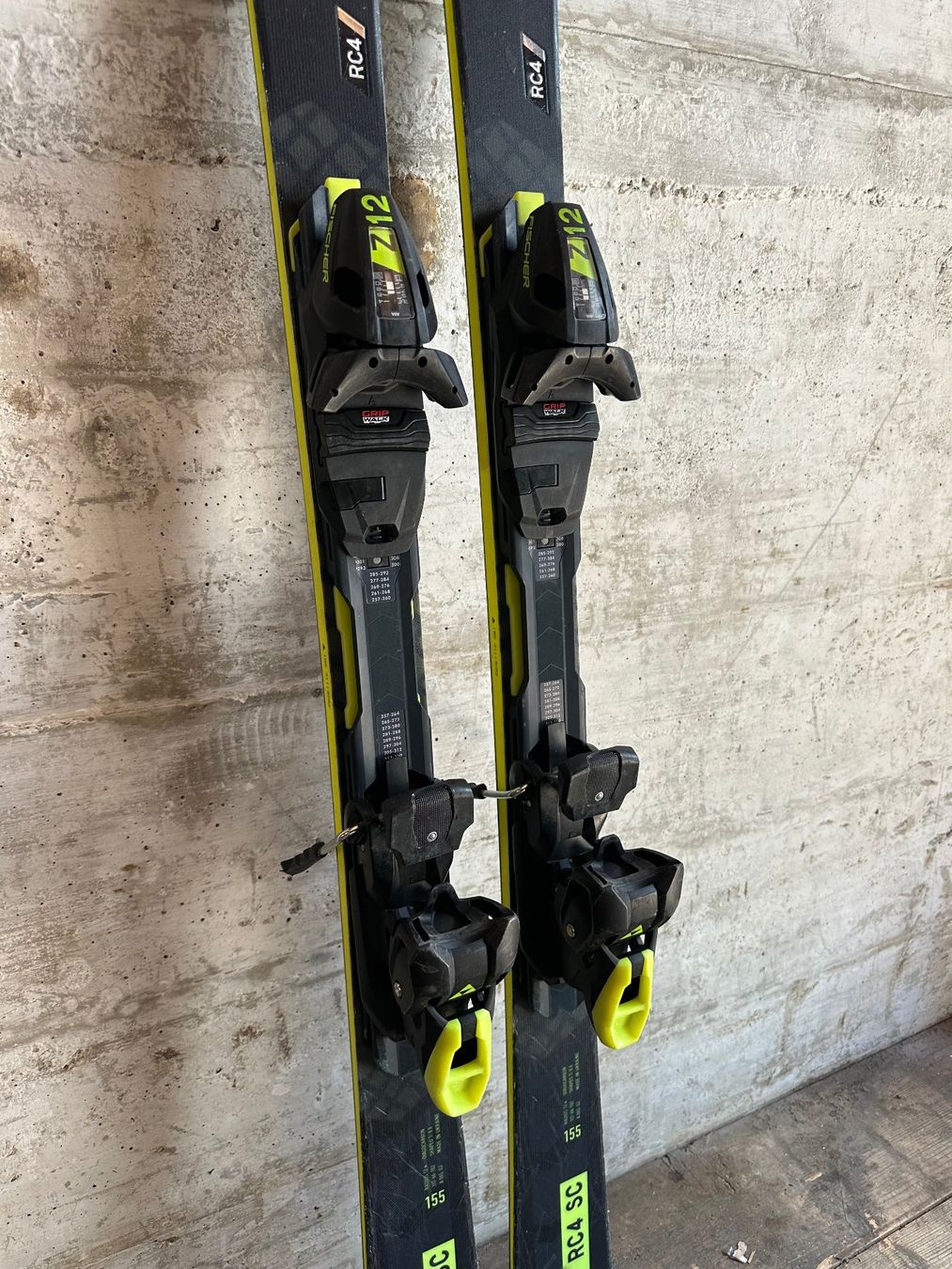 Fischer Sci: Fischer RC4 SC Ski 155CM – Usato da Emmenbrücke venduto da karkarkar 2