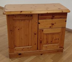 Schöne und robuste Holz kommode 《Art;2811》