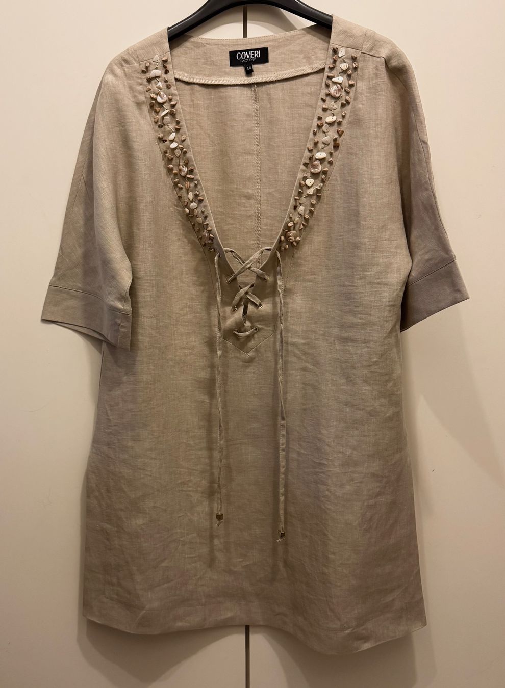 Vestiti: Jolie robe tunique, beige, taille 38CH-44IT – Nuovo e nell'imballaggio originale da Genève venduto da OnSale
