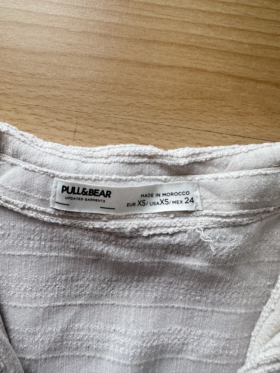 Pull&Bear Camicette: T-Shirt Bluse von Pull&Bear Grösse XS – Usato da Lampenberg venduto da Graziella_ 2