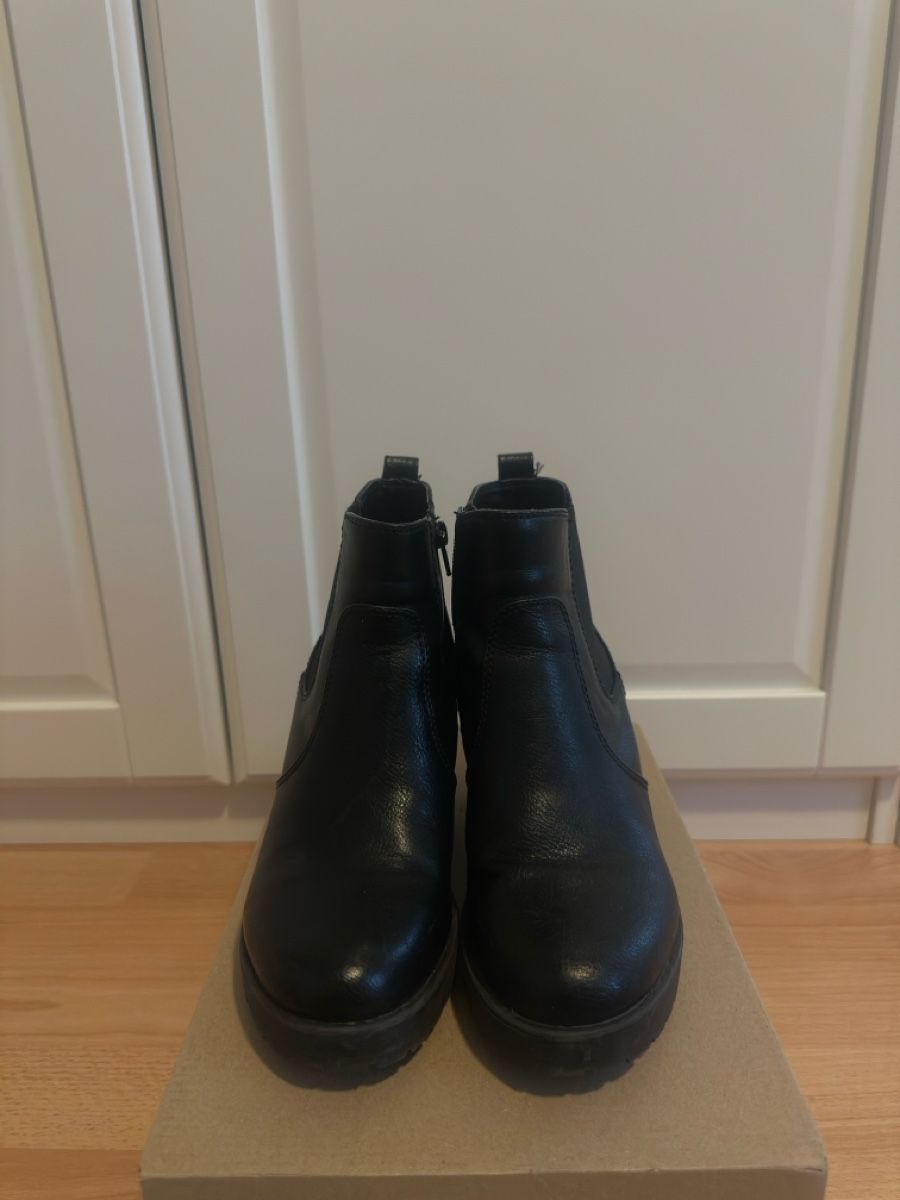 Damenschuhe: Elegante Damen Stiefeletten – Gebraucht aus Luzern von gnika 1