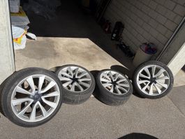Tesla Model 3 Sommerräder Felgen 19 Zoll  Gebrauchtzustand