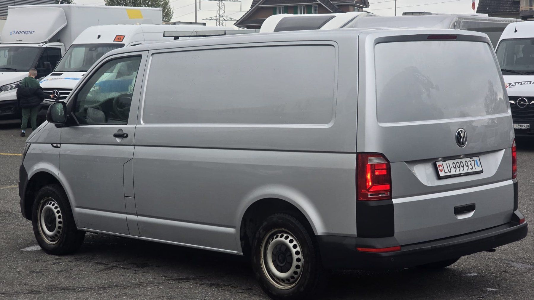 VW Veicoli commerciali: VW T6 Sortimoeinbau – Usato da Emmenbrücke venduto da meu_2j8p 3