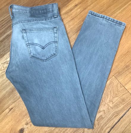 Levis Jeans
